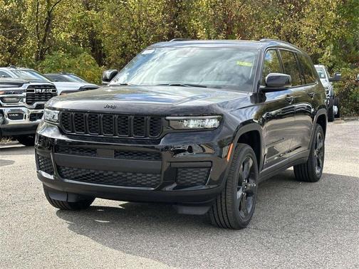2025 Jeep Grand Cherokee L Laredo