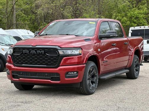 Molten Red Pearlcoat 2026 RAM 1500 Big Horn/Lone Star