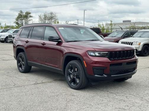 2025 Jeep Grand Cherokee L Laredo