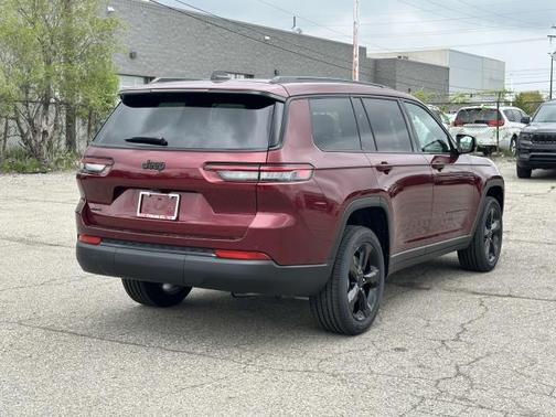 2025 Jeep Grand Cherokee L Laredo