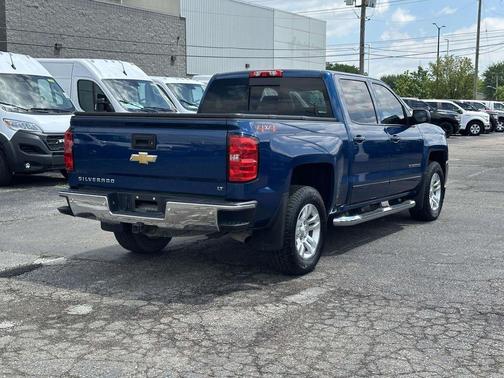 Deep Ocean Blue 2018 Chevrolet Silverado 1500 LT