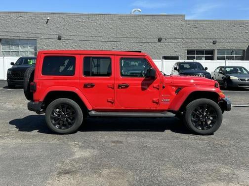 2022 Jeep Wrangler Unlimited 4xe Sahara