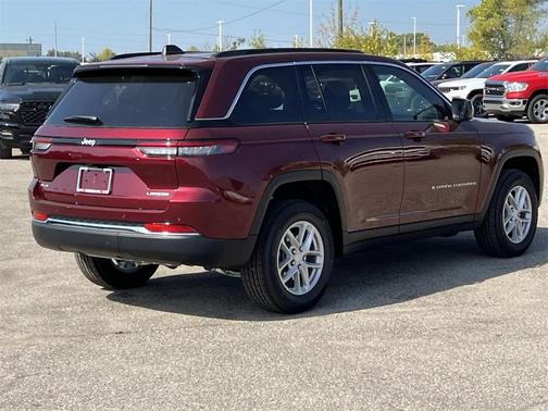 2025 Jeep Grand Cherokee Laredo X