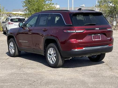 2025 Jeep Grand Cherokee Laredo X