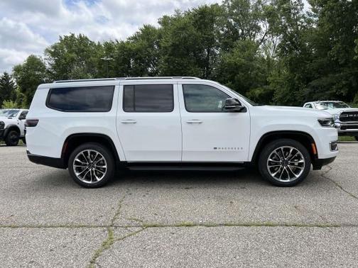 2025 Jeep Wagoneer L Series II