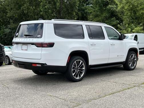 2025 Jeep Wagoneer L Series II