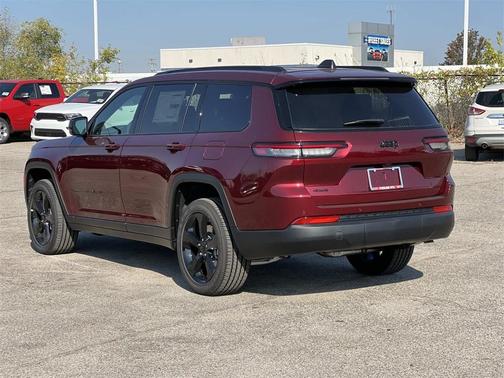 2025 Jeep Grand Cherokee L Laredo