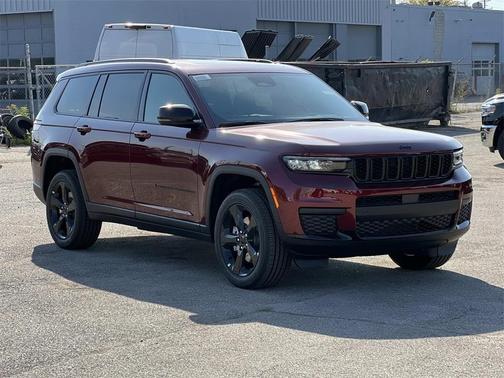 2025 Jeep Grand Cherokee L Laredo