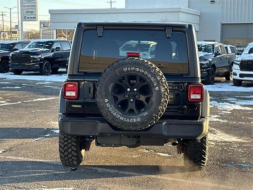 2022 Jeep Wrangler Unlimited Sport