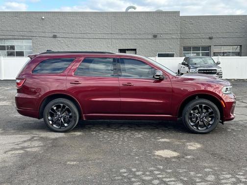 Octane Red Pearlcoat 2023 Dodge Durango GT