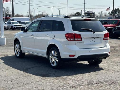 2011 Dodge Journey Lux
