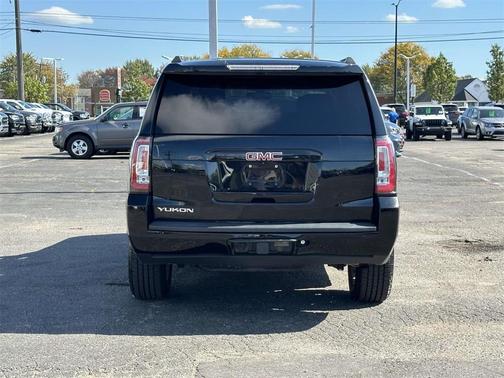 2017 GMC Yukon SLE