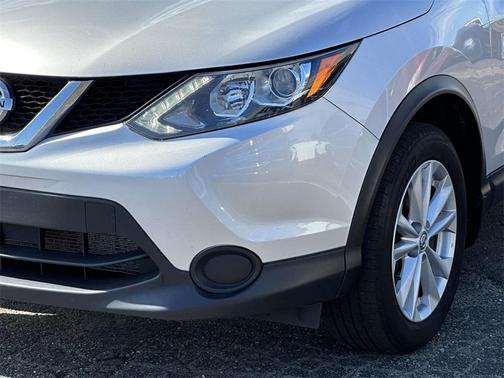 2017 Nissan Rogue Sport SV