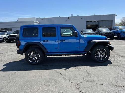 2025 Jeep Wrangler 4xe Sport