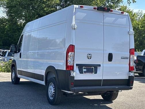 Bright White Clearcoat 2026 RAM ProMaster 2500 High Roof