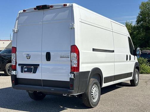 Bright White Clearcoat 2026 RAM ProMaster 2500 High Roof
