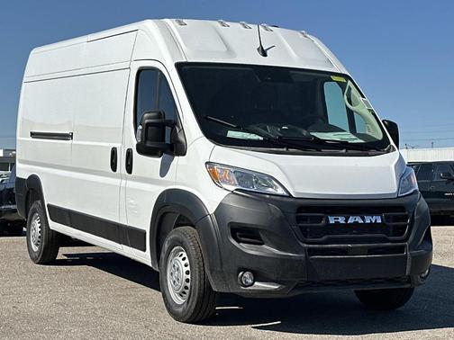Bright White Clearcoat 2026 RAM ProMaster 2500 High Roof