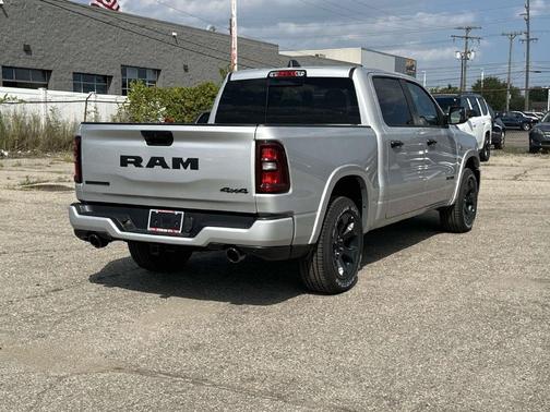Silver 2026 RAM 1500 Big Horn/Lone Star