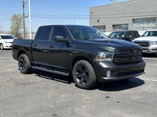 2016 RAM 1500 Sport
