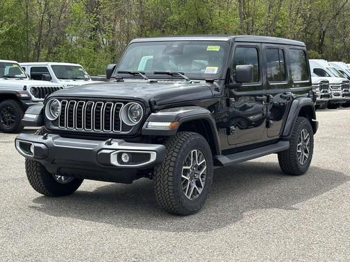 Black Clearcoat 2026 Jeep Wrangler Sahara