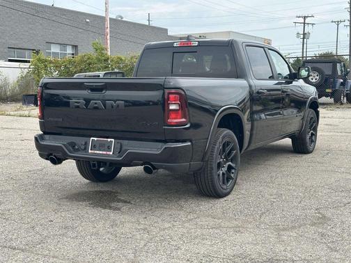 Diamond Black 2027 RAM 1500 Laramie