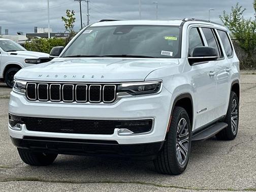 2025 Jeep Wagoneer Base