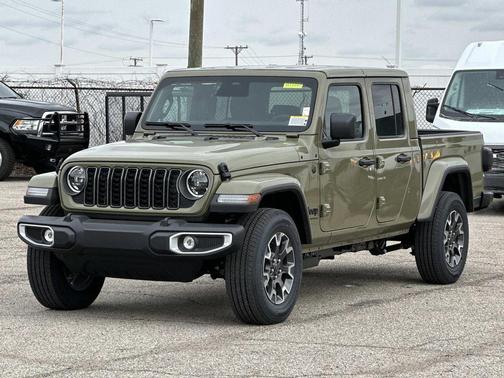 2026 Jeep Gladiator Sport