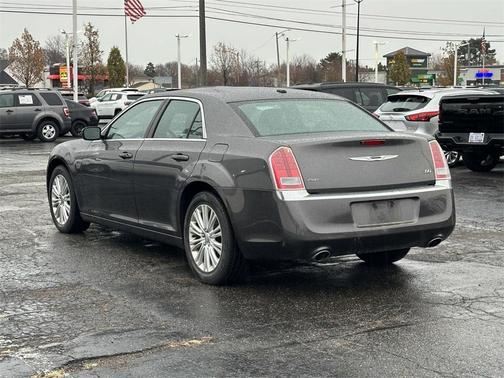 2014 Chrysler 300 Base