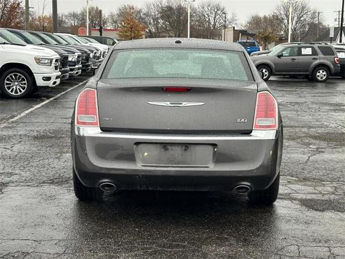 2014 Chrysler 300 Base