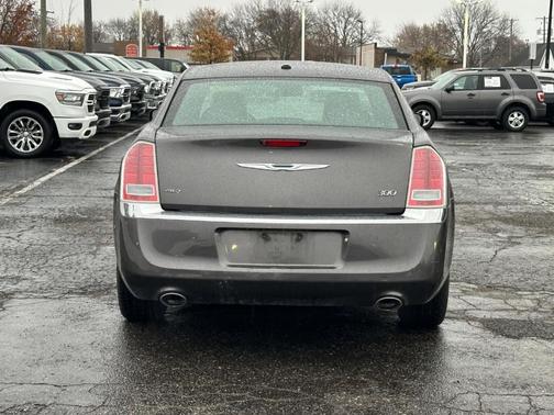 2014 Chrysler 300 Base