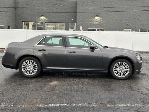 2014 Chrysler 300 Base