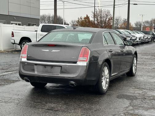 2014 Chrysler 300 Base