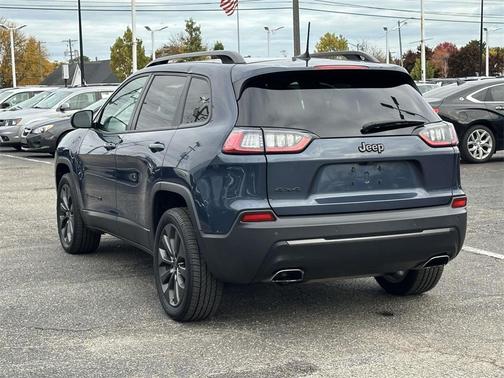 2021 Jeep Cherokee Latitude Lux