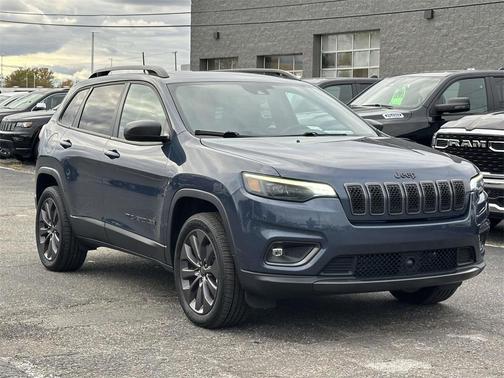 2021 Jeep Cherokee Latitude Lux