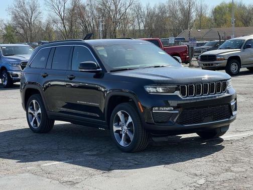2025 Jeep Grand Cherokee 4xe Base