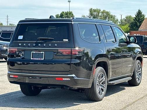 2025 Jeep Wagoneer Base