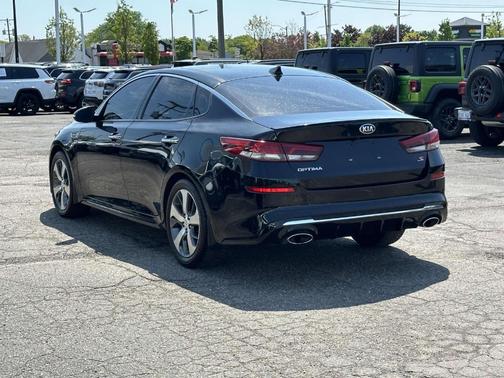 Ebony Black 2019 Kia Optima S