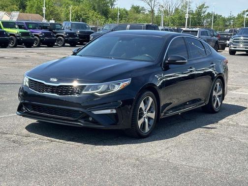 Ebony Black 2019 Kia Optima S