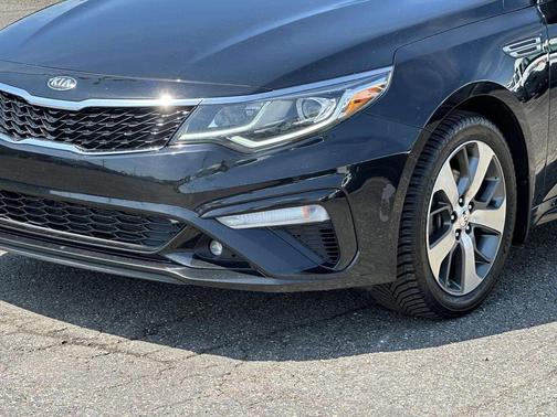 Ebony Black 2019 Kia Optima S