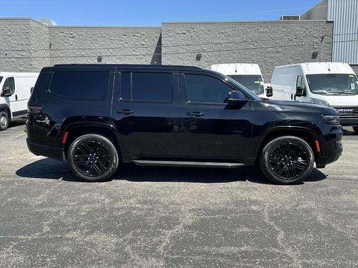 Diamond Black 2024 Jeep Wagoneer Series II