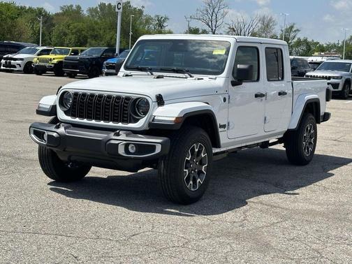Bright White Clearcoat 2026 Jeep Gladiator Sport
