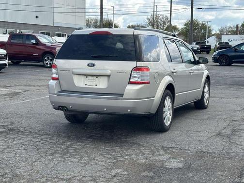 Gold 2009 Ford Taurus X Limited