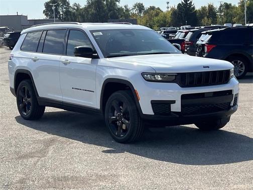2025 Jeep Grand Cherokee L Laredo