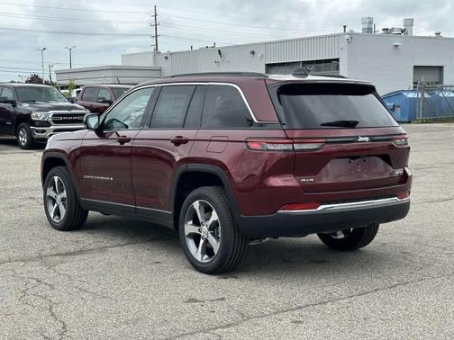2025 Jeep Grand Cherokee Limited