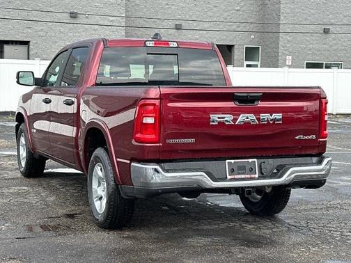 2025 RAM 1500 Big Horn/Lone Star