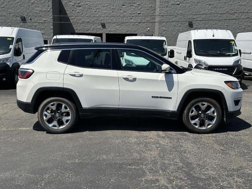 White Clearcoat 2018 Jeep Compass Limited