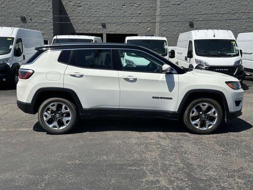 White Clearcoat 2018 Jeep Compass Limited