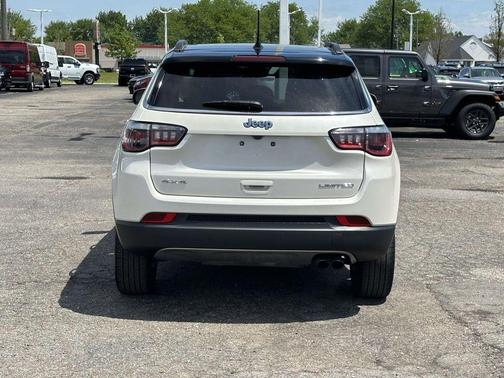Pearl White Tri-Coat 2019 Jeep Compass Limited