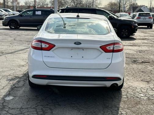 2014 Ford Fusion SE