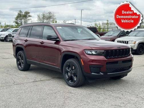 2025 Jeep Grand Cherokee L Laredo